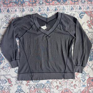 Aerie Downtime Textured V-Neck Sweatshirt -size Small NWT